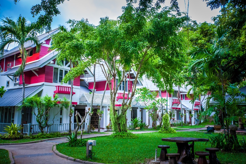 NATURAL PARK RESORT - 1