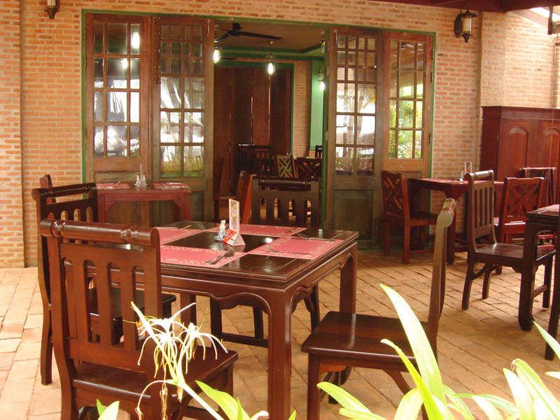 RABBIT RESORT - 6